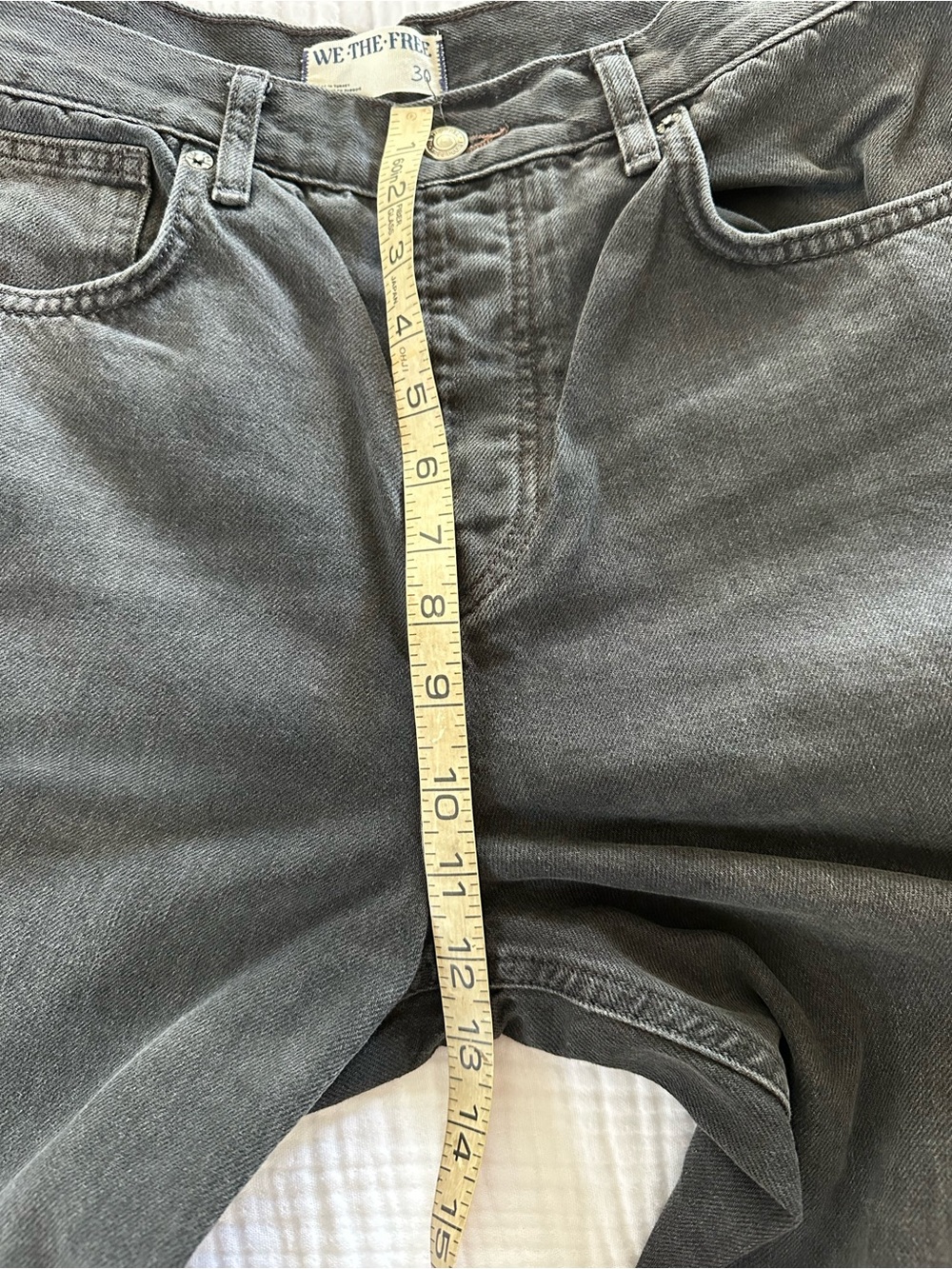 We the Free Ripple Wide Leg Crop
Jeans - Fade to Black - Size 30 - Picture 12 of 12